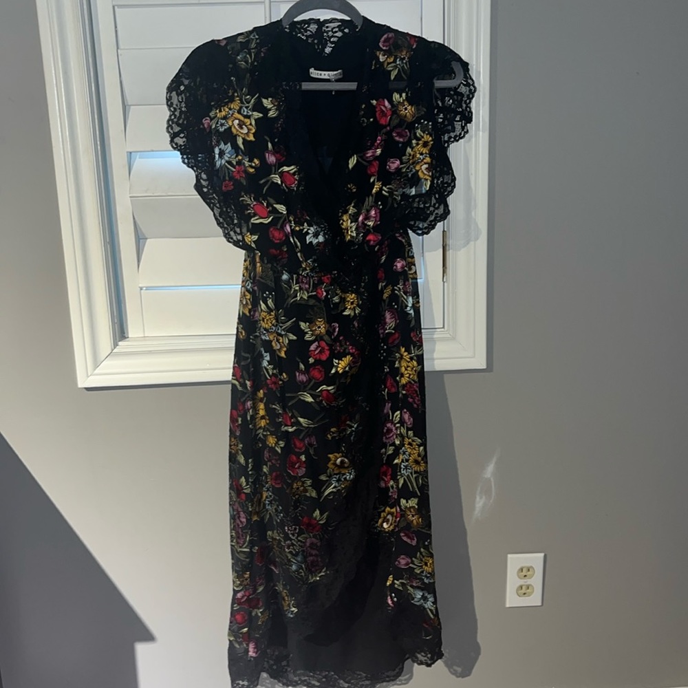 Alice and Olivia floral wraparound dress size 0